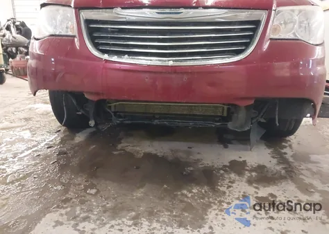 2014 Chrysler Town & Country Touring from USA, damaged, VIN 2C4RC1BG7ER418485